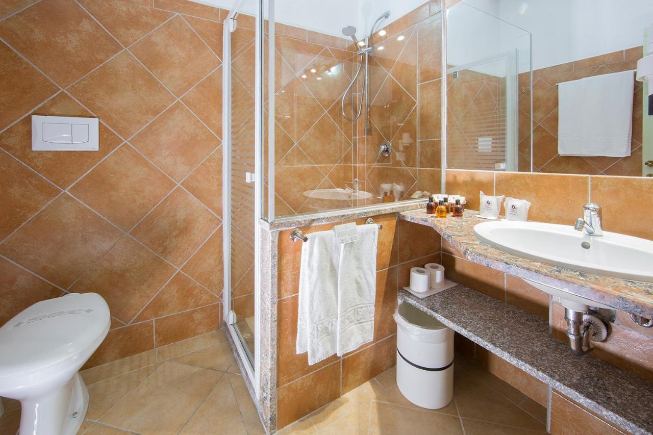 Colonna Hotel 4*