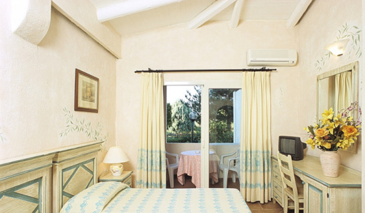 Colonna 4* Marinella (Sardinia)