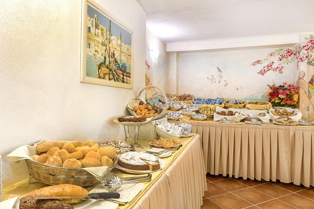 Colonna 4* Marinella (Sardinia)
